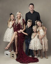 Load image into Gallery viewer, Family Wardrobe Experience